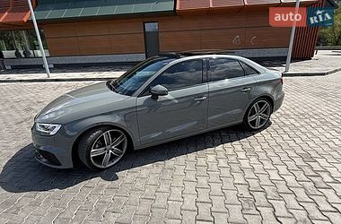 Седан Audi A3 2019 в Кривому Розі