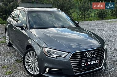 Хетчбек Audi A3 2016 в Львові