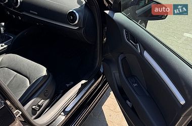 Хетчбек Audi A3 2016 в Києві