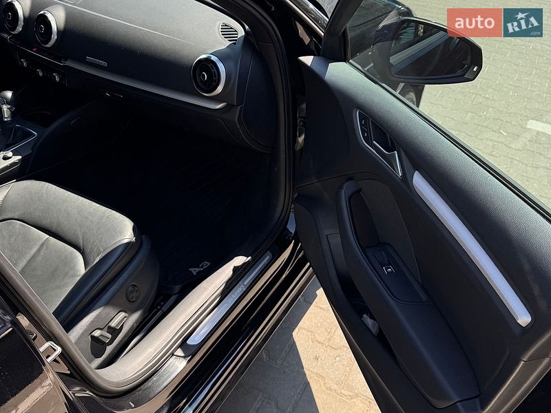 Хетчбек Audi A3 2016 в Києві
