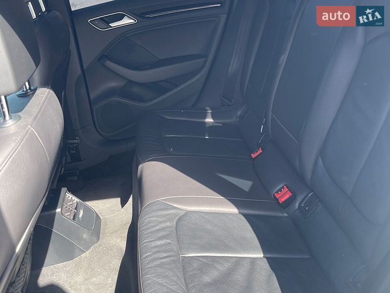Седан Audi A3 2014 в Виннице