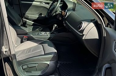 Седан Audi A3 2016 в Киеве