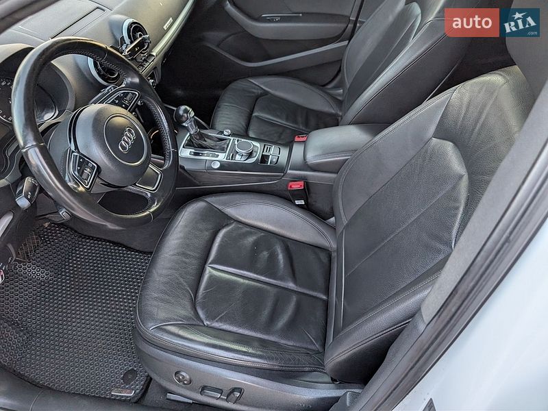 Хэтчбек Audi A3 2015 в Ивано-Франковске