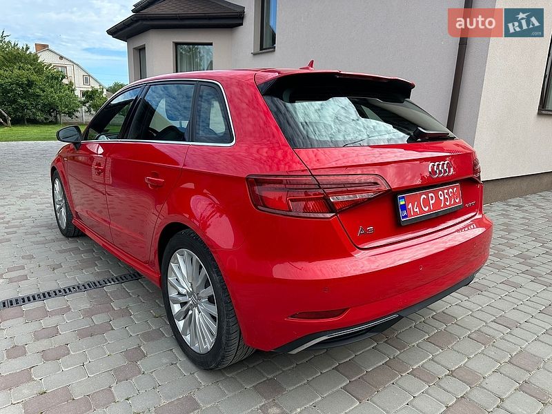 Хетчбек Audi A3 2017 в Вінниці