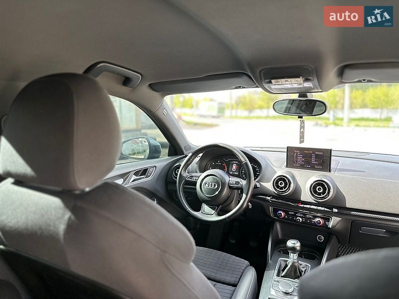 Хетчбек Audi A3 2013 в Чернівцях