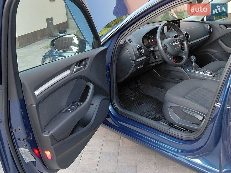 Хетчбек Audi A3 2014 в Бориславі