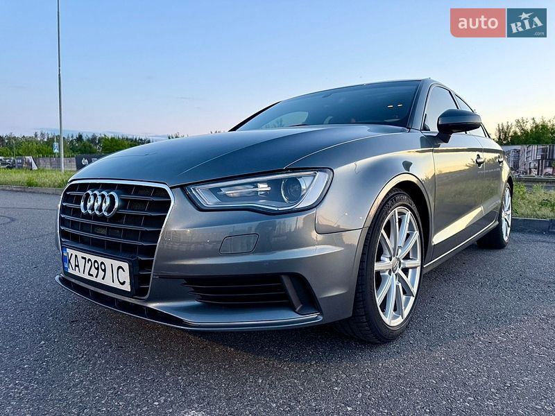Седан Audi A3 2016 в Киеве
