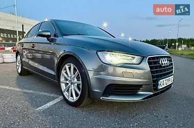 Седан Audi A3 2016 в Киеве