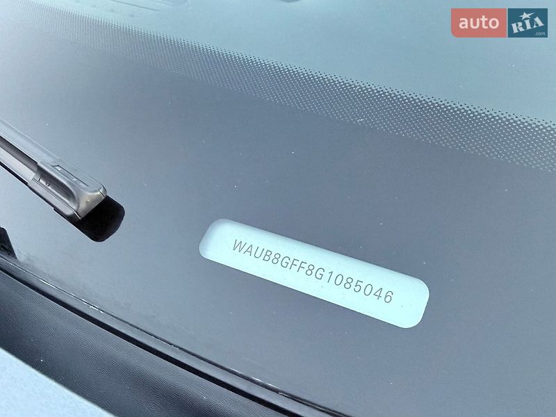 Седан Audi A3 2016 в Киеве
