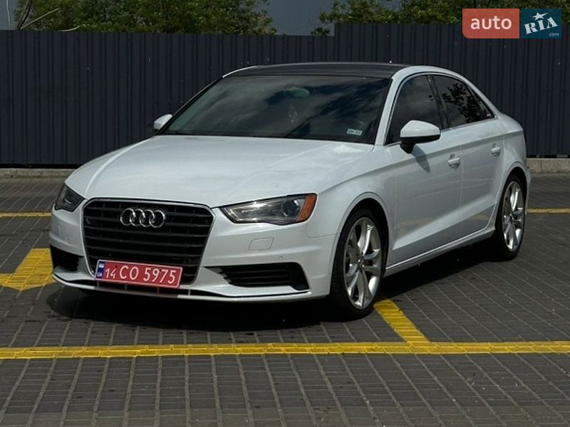 Седан Audi A3 2014 в Дніпрі