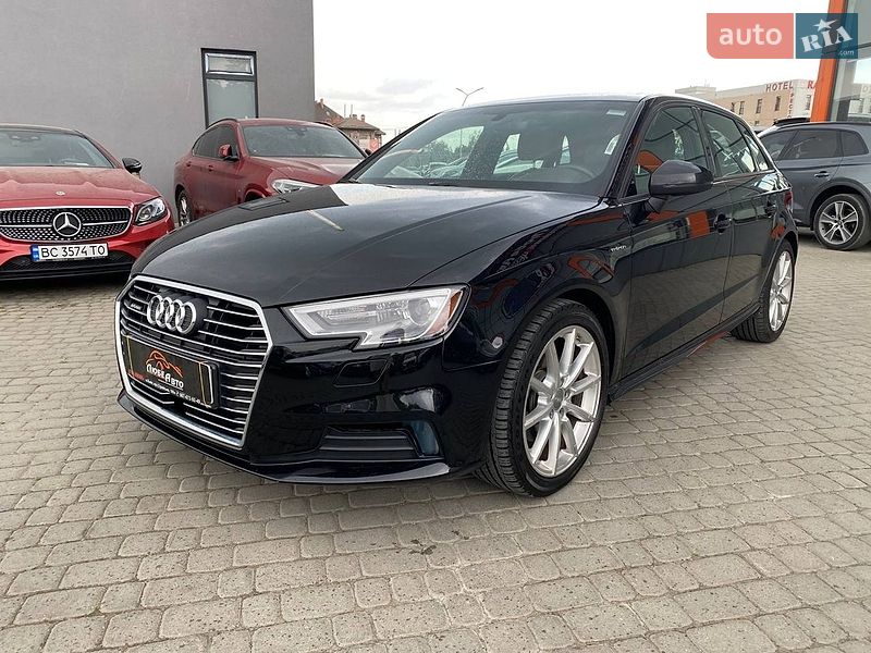 Хетчбек Audi A3 2016 в Львові