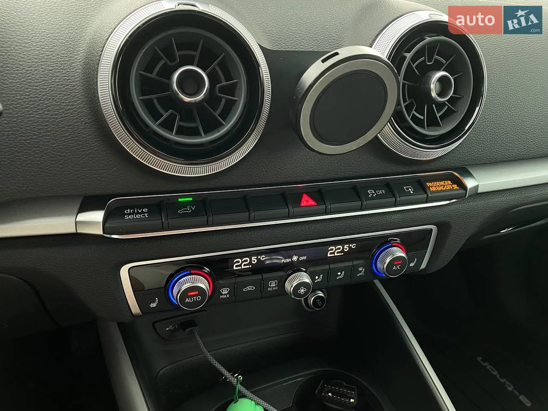 2016 Audi A3 - мініатюра 18