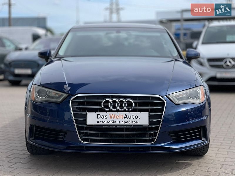 Седан Audi A3 2014 в Чернівцях