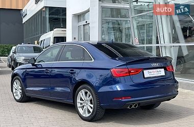 Седан Audi A3 2014 в Чернівцях