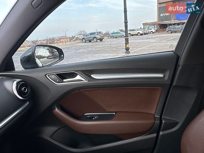 Седан Audi A3 2014 в Харкові