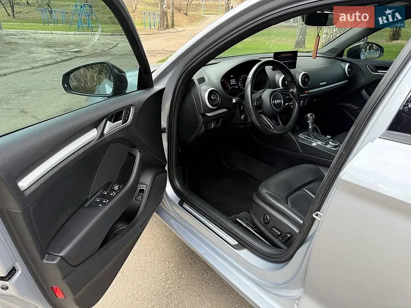 Audi A3 2016 VIN WAUAUGFFXH1042143 фото оголошення 11 з 59