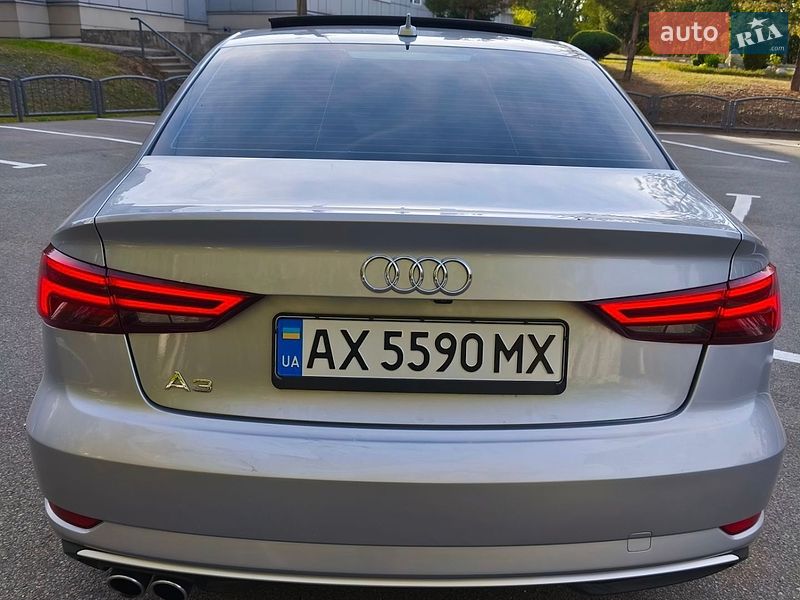 Седан Audi A3 2016 в Харкові