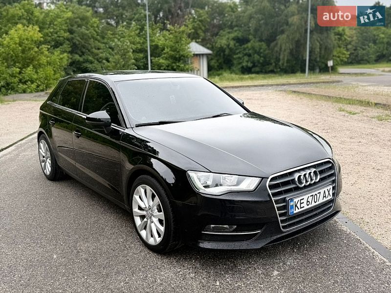 Хетчбек Audi A3 2015 в Дніпрі
