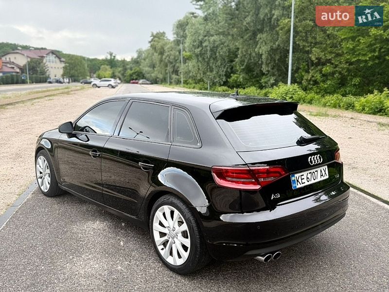 Хетчбек Audi A3 2015 в Дніпрі