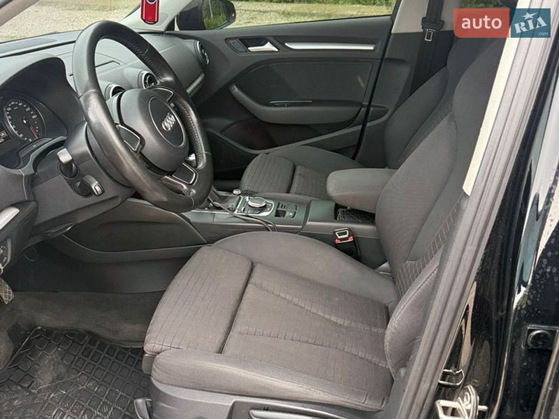 Хетчбек Audi A3 2015 в Дніпрі