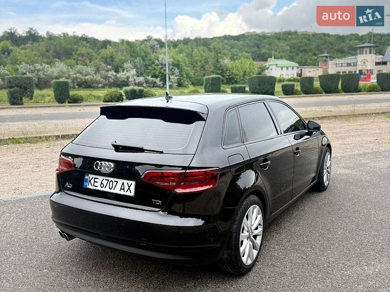 Хетчбек Audi A3 2015 в Дніпрі