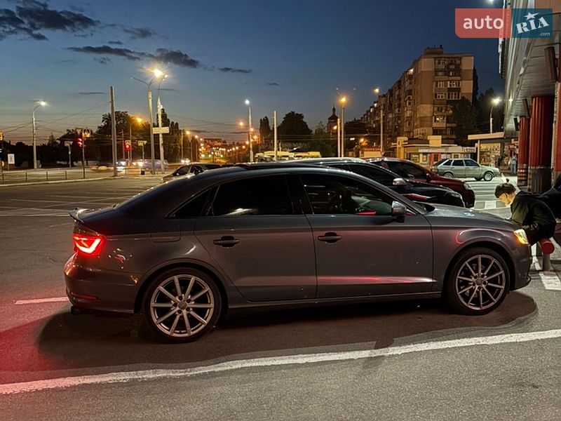 Седан Audi A3 2015 в Харькове
