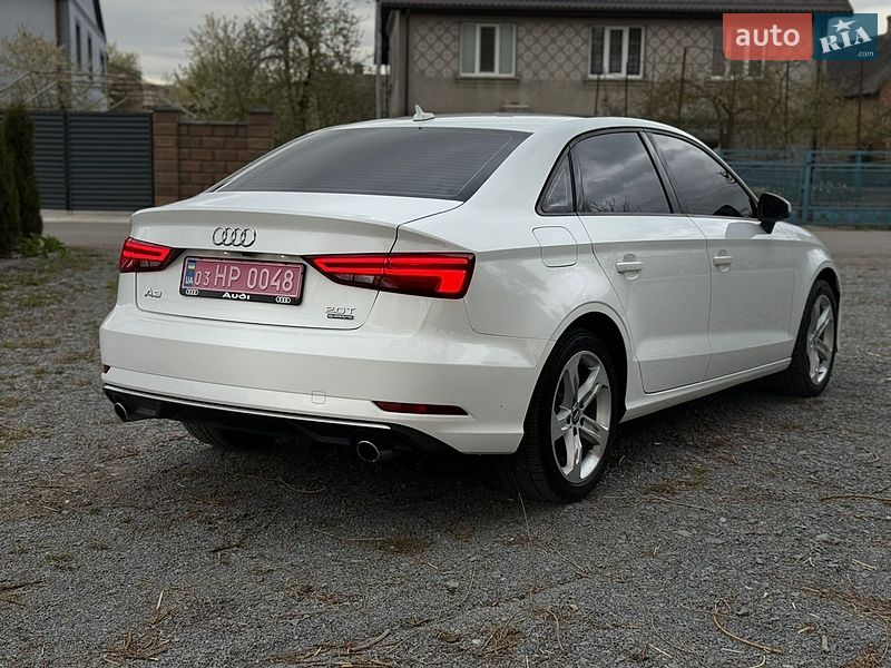 Седан Audi A3 2019 в Ровно