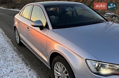 Седан Audi A3 2016 в Києві