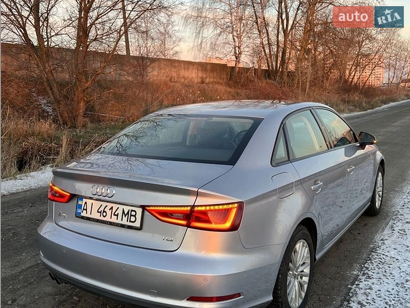 Седан Audi A3 2016 в Києві