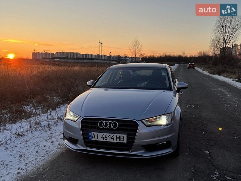 Седан Audi A3 2016 в Києві