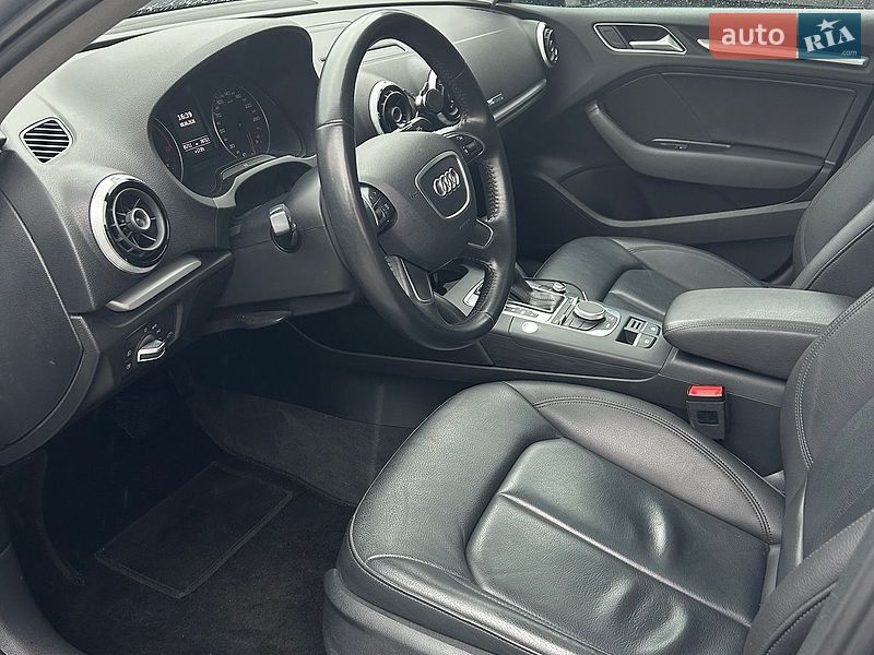 Седан Audi A3 2016 в Києві