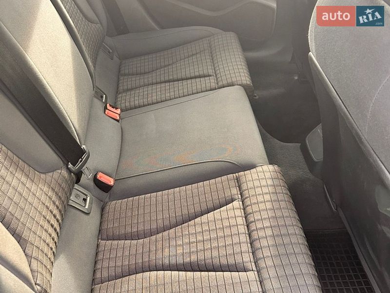 Седан Audi A3 2014 в Запорожье