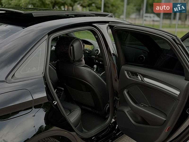 Седан Audi A3 2018 в Запоріжжі