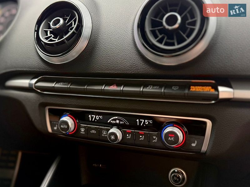 Седан Audi A3 2018 в Запоріжжі