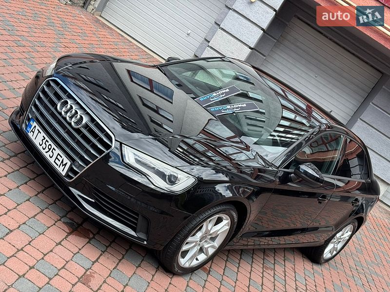 Седан Audi A3 2015 в Ивано-Франковске