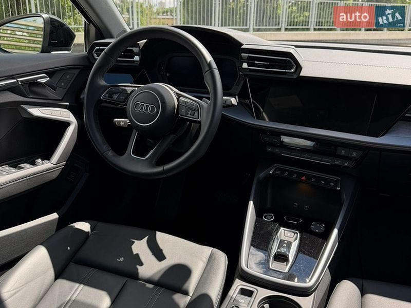 Седан Audi A3 2024 в Киеве
