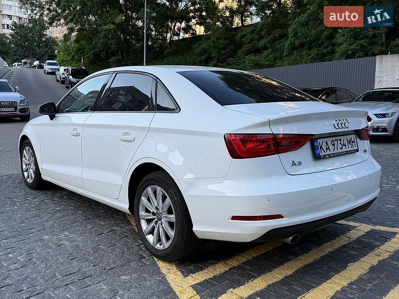 Седан Audi A3 2015 в Киеве фото 10 Седан Audi A3 2015 в Киеве