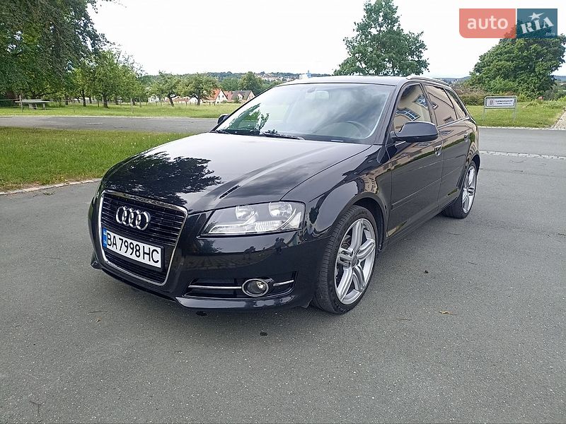 Хэтчбек Audi A3 2011 в Знаменке
