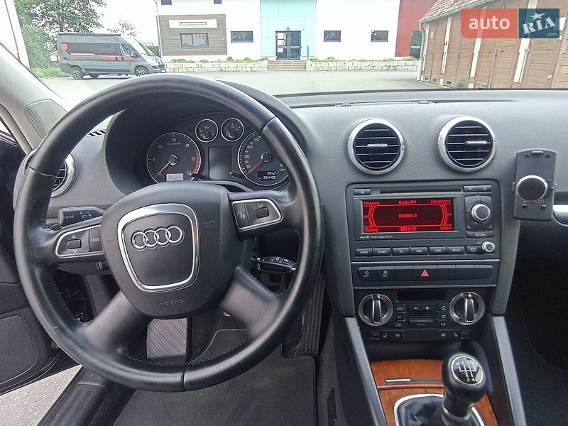 Хэтчбек Audi A3 2011 в Знаменке