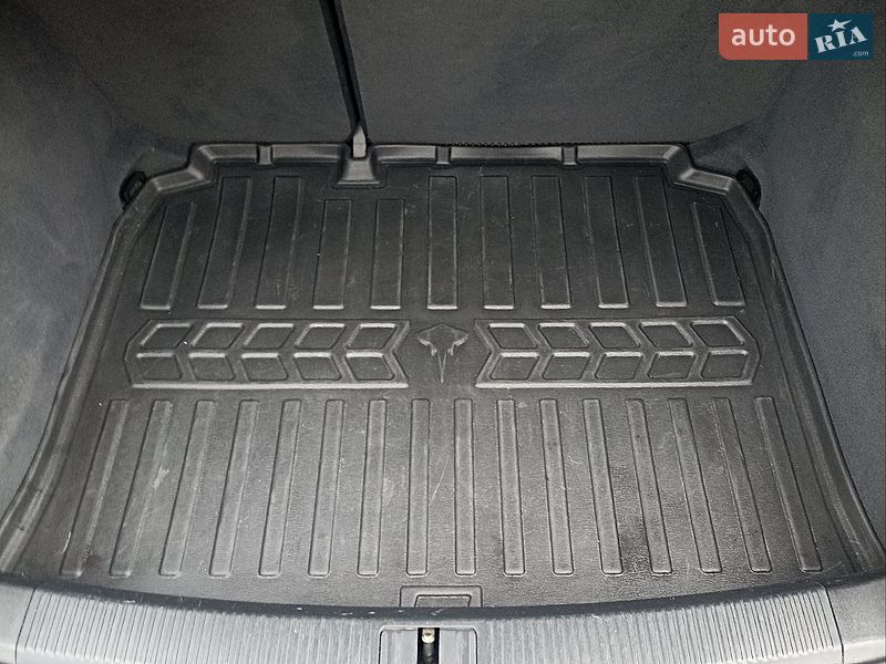 Хэтчбек Audi A3 2011 в Знаменке