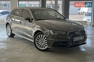 Хетчбек Audi A3 2015 в Одесі