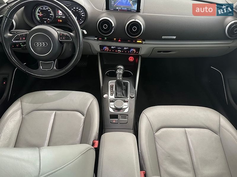 Хетчбек Audi A3 2015 в Одесі