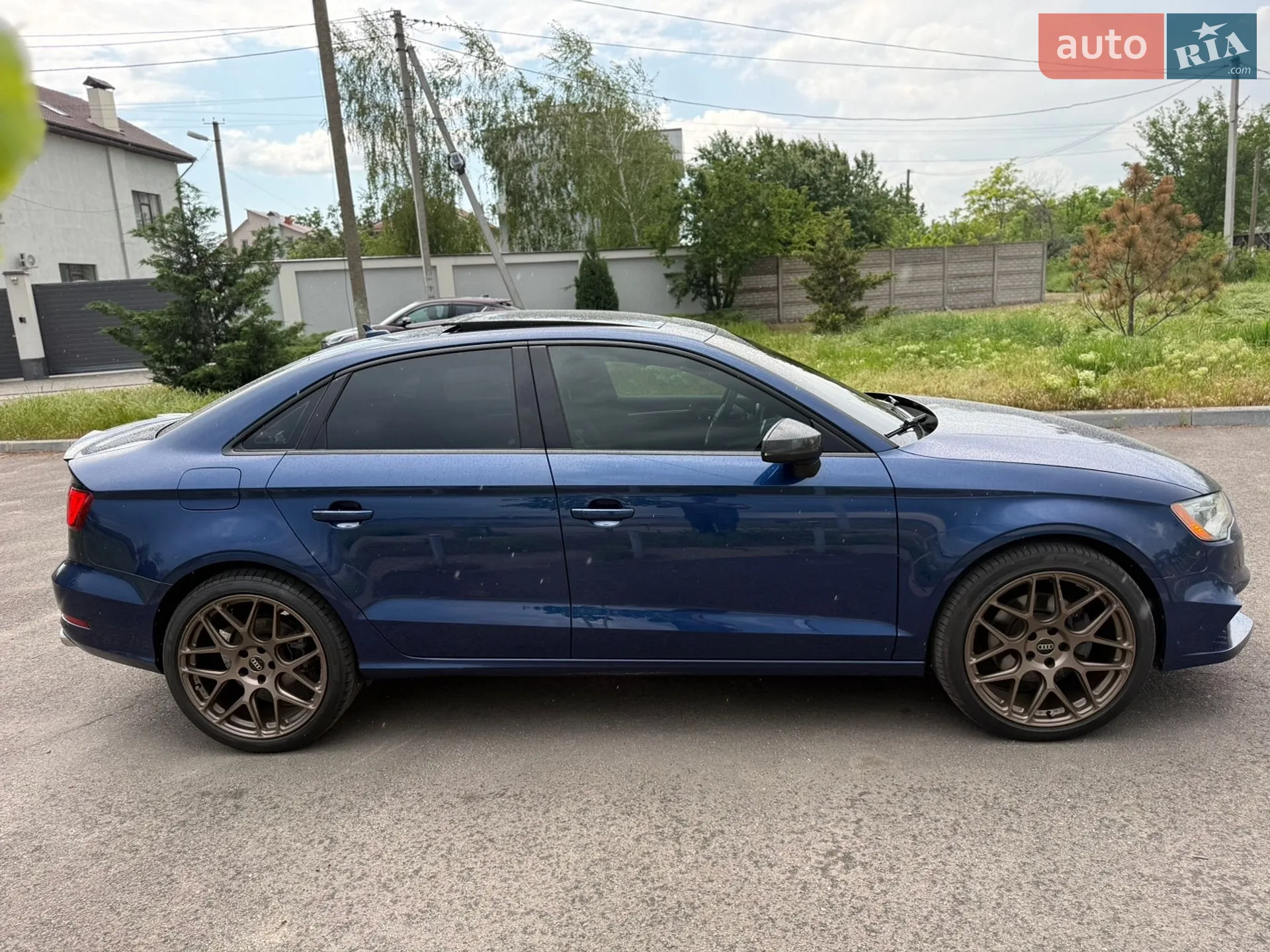 Audi A3 2014 VIN WAUEFGFF4F1065975 фото оголошення 4 з 14