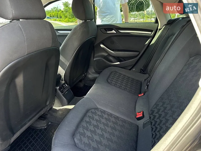 Audi A3 2014 VIN WAUZZZ8V1F1047751 фото оголошення 14 з 50