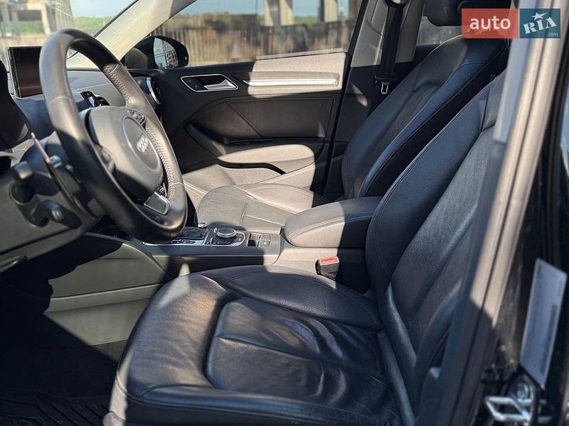 Седан Audi A3 2015 в Ирпене