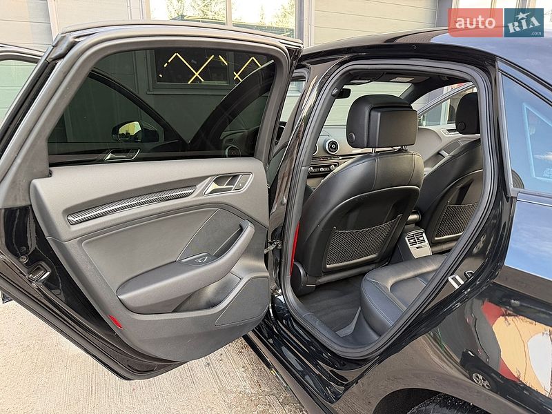 Седан Audi A3 2020 в Киеве