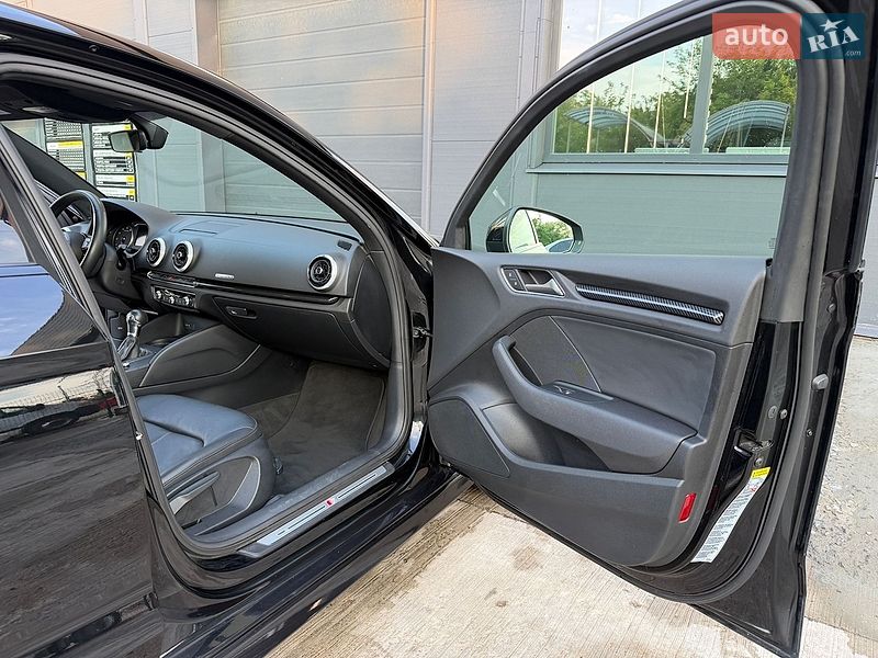 Седан Audi A3 2020 в Киеве