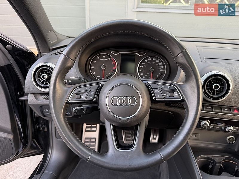 Седан Audi A3 2020 в Киеве