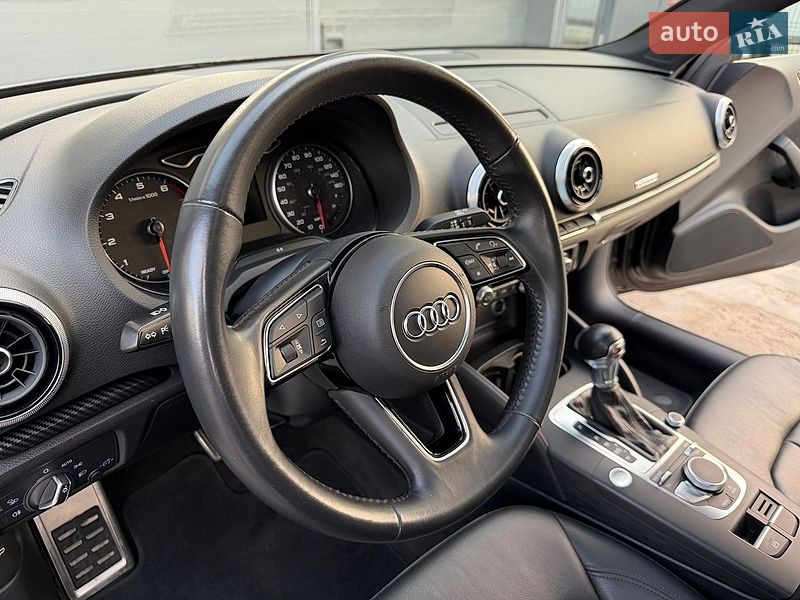 Седан Audi A3 2020 в Киеве