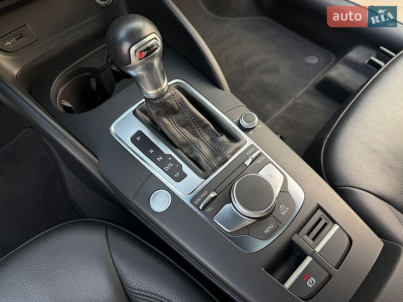 Седан Audi A3 2020 в Киеве